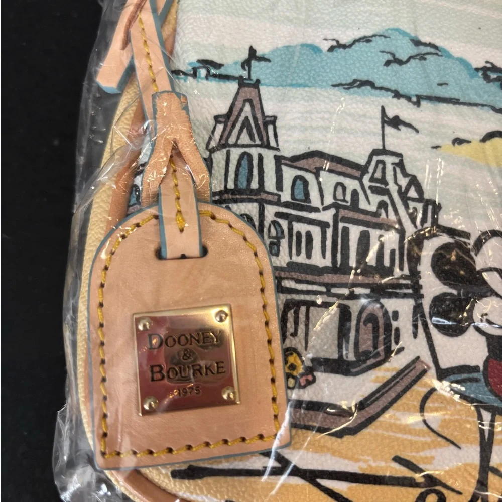 Dooney & Bourke D23 Expo 2015 Disneyland Crossbody - Picture 5 of 8